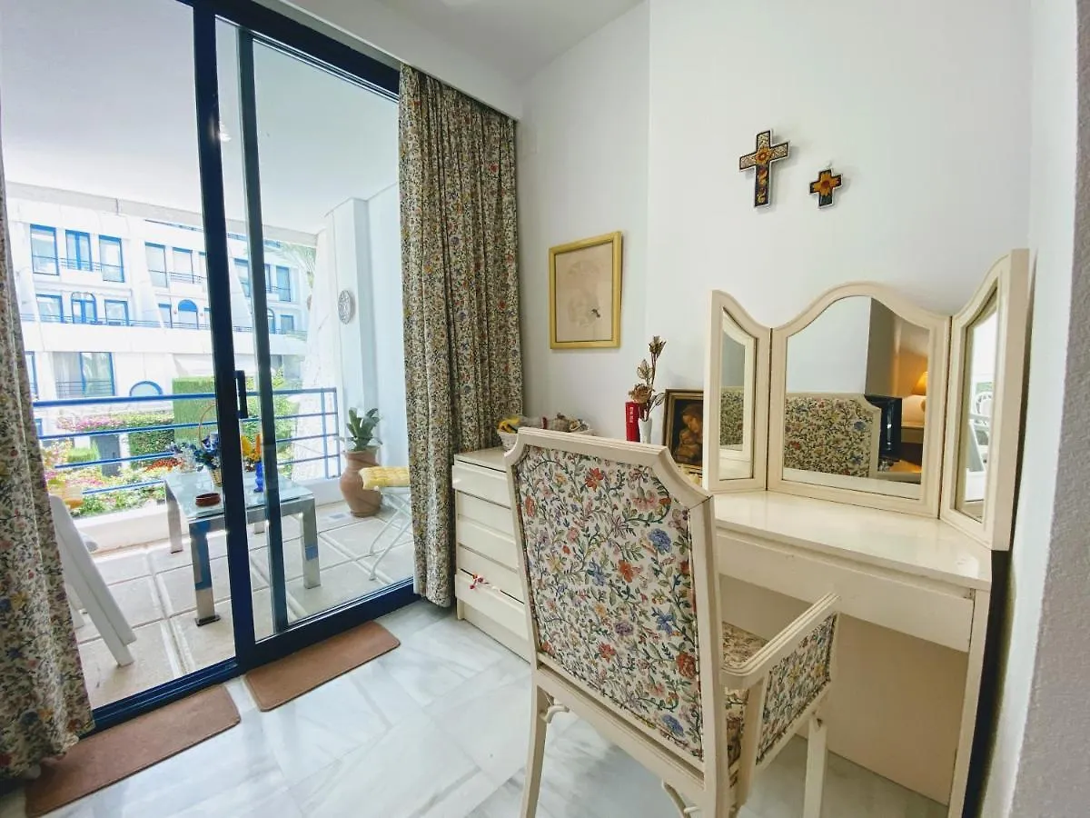 Marbella House - Eaw Homes 0*,