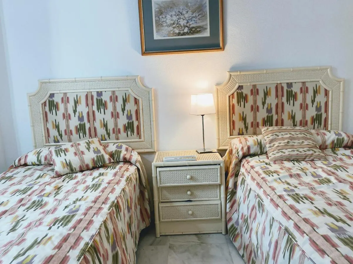 Marbella House - Eaw Homes Apartment